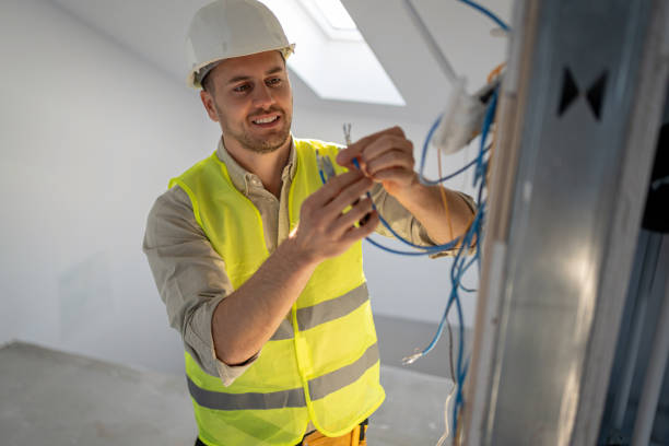  Charles City, IA Electrician Pros